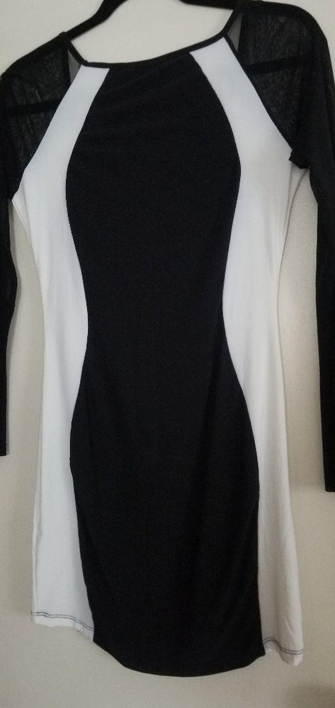 Black and white bodycon dress - Picture 2 of 2